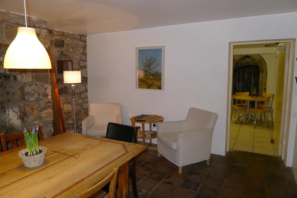 Totters Hostel Карнарвон Экстерьер фото